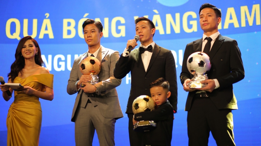 Van Quyet wins Golden Ball Award 2020